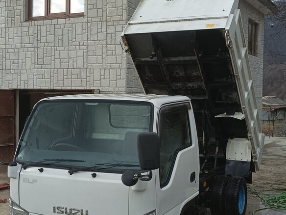 2015 Isuzu Elf (N-series), белый, 2600000 рублей - вид 6