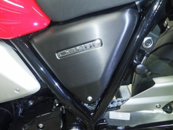 2021 Honda CB 1100, красный, 1650000 рублей - вид 21
