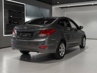 2013 Hyundai Solaris I, чёрный, 795000 рублей, вид 5