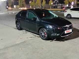 2010 Ford Focus II Рестайлинг, чёрный, 620000 рублей, вид 1