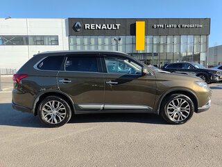 2018 Mitsubishi Outlander III Рестайлинг 2, коричневый, 3200000 рублей, вид 4