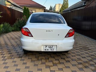 2001 Kia Rio I, белый, 330000 рублей, вид 5