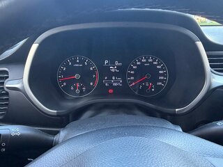 2021 Kia Rio IV Рестайлинг, красный, 1700000 рублей, вид 4