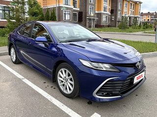 2021 Toyota Camry VIII (XV70) Рестайлинг, синий, 2950000 рублей, вид 4