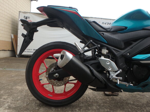 2021 Yamaha YZF-R3, синий, 600000 рублей - вид 13