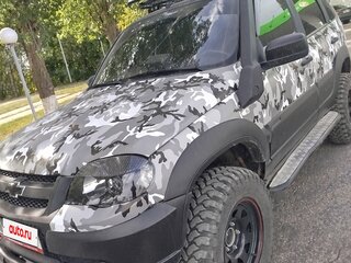2005 Chevrolet Niva I, серебристый, 777000 рублей, вид 1