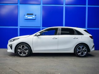 2019 Kia Ceed III, белый, 1650000 рублей, вид 3