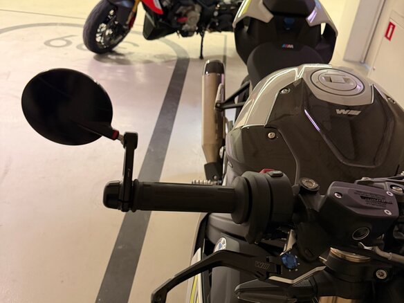 2021 BMW S 1000 R, бежевый, 2500000 рублей - вид 9