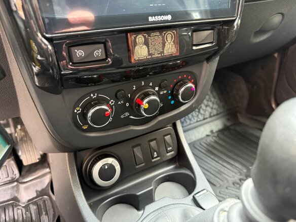 2017 Renault Duster I Рестайлинг, коричневый, 1850000 рублей - вид 16