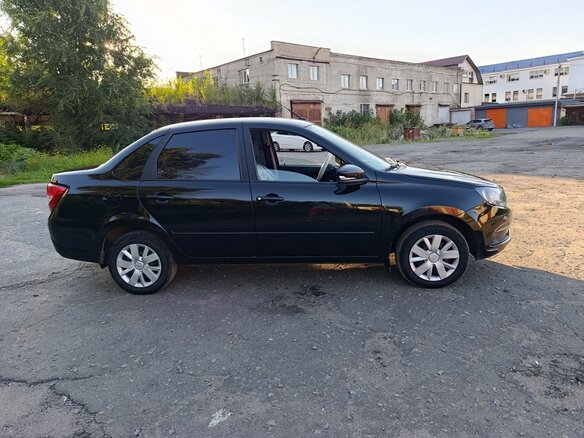 2023 Lada (ВАЗ) Granta I Рестайлинг, чёрный, 760000 рублей - вид 1