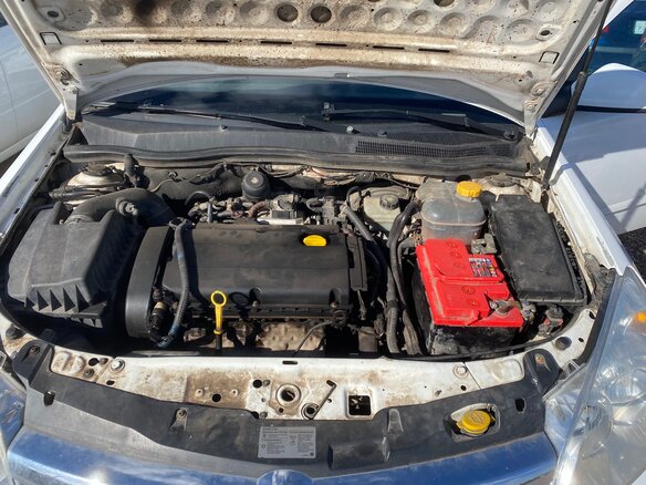 2011 Opel Astra H Рестайлинг, белый, 364000 рублей - вид 10