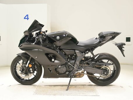 2024 Yamaha YZF-R7, чёрный, 900000 рублей, вид 5