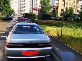 1994 Toyota Chaser V (X90) Рестайлинг, серебристый, 450000 рублей, вид 3