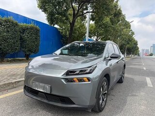2024 Aion Y Plus 70 kWh, серый, 1520000 рублей, вид 1