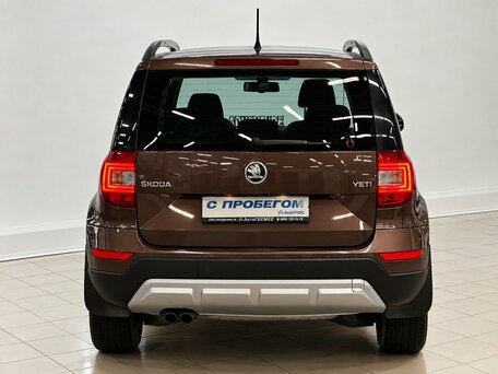 2014 Skoda Yeti I Рестайлинг, коричневый, 1355000 рублей, вид 3