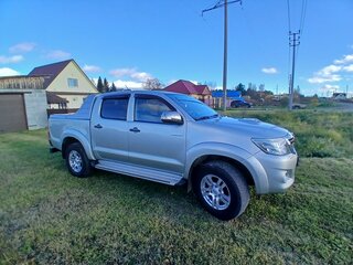 2012 Toyota Hilux VII Рестайлинг, серебристый, 2300000 рублей, вид 4