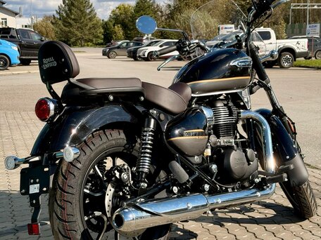 2026 Royal Enfield Meteor, чёрный, 528000 рублей, вид 3