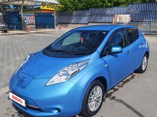 2013 Nissan Leaf I (ZE0/AZE0), голубой, 1400000 рублей, вид 2