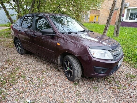 2015 Lada (ВАЗ) Granta I, пурпурный, 375000 рублей - вид 1