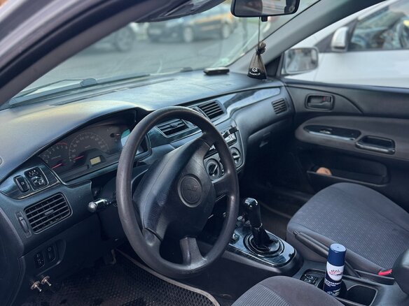 2004 Mitsubishi Lancer IX, серебристый, 280000 рублей - вид 6