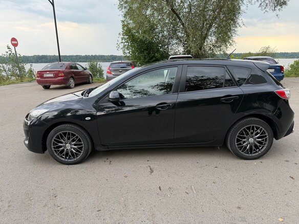 2012 Mazda 3 II (BL) Рестайлинг, чёрный, 700000 рублей - вид 3