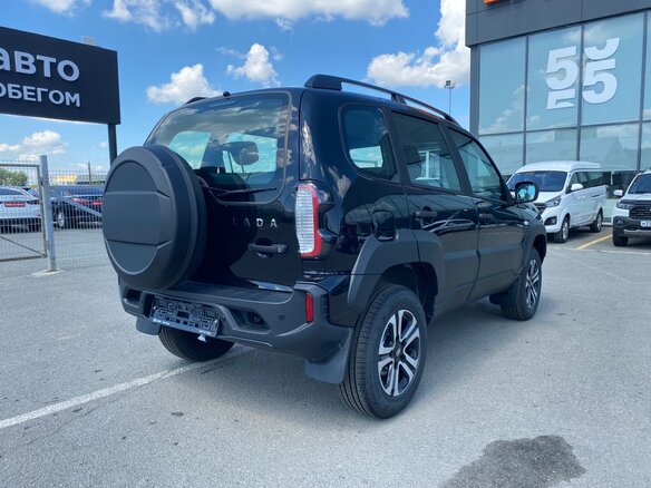 2026 Lada (ВАЗ) Niva Travel I Рестайлинг, чёрный, 1717000 рублей - вид 5
