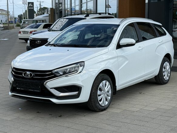 2026 Lada (ВАЗ) Vesta SW I Рестайлинг (NG), белый, 1815000 рублей