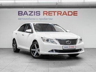 2012 Toyota Camry VII (XV50), белый, 1447000 рублей, вид 3