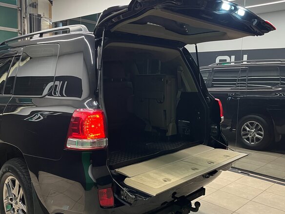 2008 Toyota Land Cruiser 200 Series, чёрный - вид 12