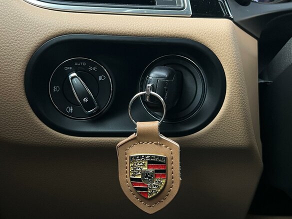 2016 Porsche Macan S I, коричневый, 3150000 рублей - вид 18