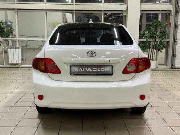 2007 Toyota Corolla X (E140, E150), белый - вид 3