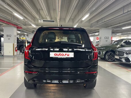 2026 Volvo XC90 B6 II Рестайлинг 2, чёрный, 9900000 рублей, вид 5