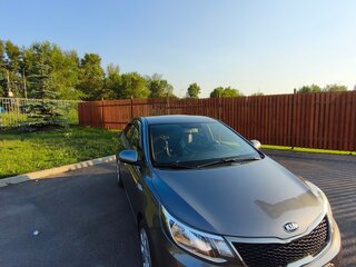 2017 Kia Rio III Рестайлинг, серый, 1100000 рублей, вид 2