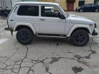 2004 Lada (ВАЗ) 2121 (4x4) I Рестайлинг, белый, 310000 рублей, вид 3