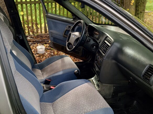 2007 Lada (ВАЗ) 2112, серебристый, 180000 рублей - вид 8