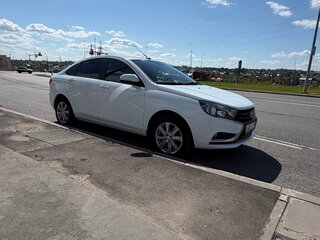 2022 Lada (ВАЗ) Vesta I, белый, 1135000 рублей, вид 2