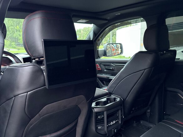 2025 Ram 1500 RHO V Рестайлинг, чёрный, 10800000 рублей - вид 14