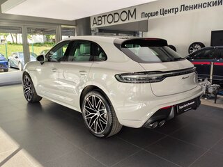 2026 Porsche Macan I Рестайлинг 2, серый, 13990000 рублей, вид 3