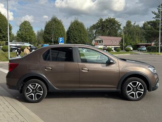 2022 Renault Logan Stepway II Рестайлинг, коричневый, 1350000 рублей, вид 5