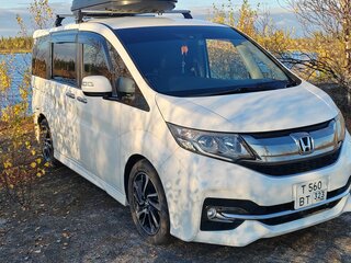 2015 Honda Stepwgn V, белый, 2200000 рублей, вид 1