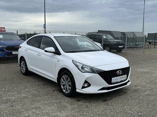 2022 Hyundai Solaris II Рестайлинг, белый, 1565000 рублей, вид 5