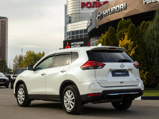 2018 Nissan X-Trail III Рестайлинг, белый, 2148000 рублей, вид 5