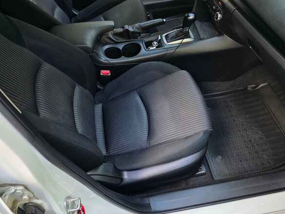 2014 Mazda 3 III (BM), белый, 1130000 рублей - вид 7