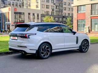 2023 Lynk & Co 09 MHEV, белый, 4650000 рублей, вид 3