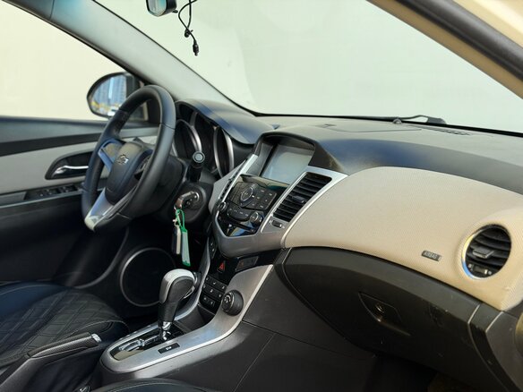 2012 Chevrolet Cruze I, белый - вид 6