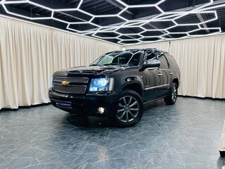 2012 Chevrolet Tahoe 6AT III, чёрный, 2499999 рублей, вид 1