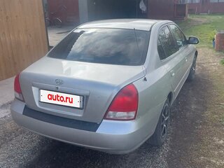 2002 Hyundai Elantra III (XD), серебристый, 375000 рублей, вид 3