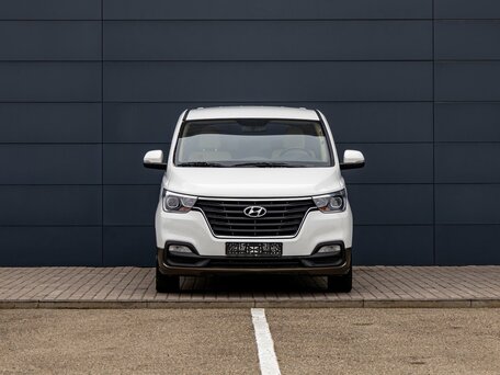 2019 Hyundai H-1 II Рестайлинг 2, белый, 2155000 рублей, вид 2