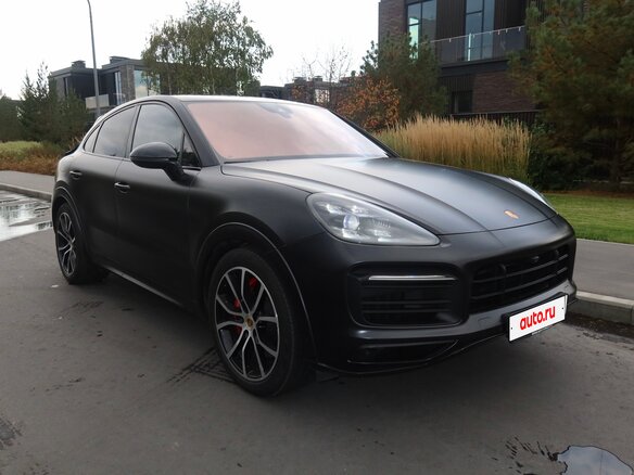 2021 Porsche Cayenne GTS Coupé III, чёрный - вид 2