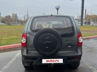 2012 Chevrolet Niva I Рестайлинг, серый, 310000 рублей, вид 5